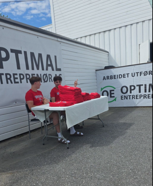 Utdelingen er i gang hos Optimal Entreprenør på Sarpsborgveien 1126.